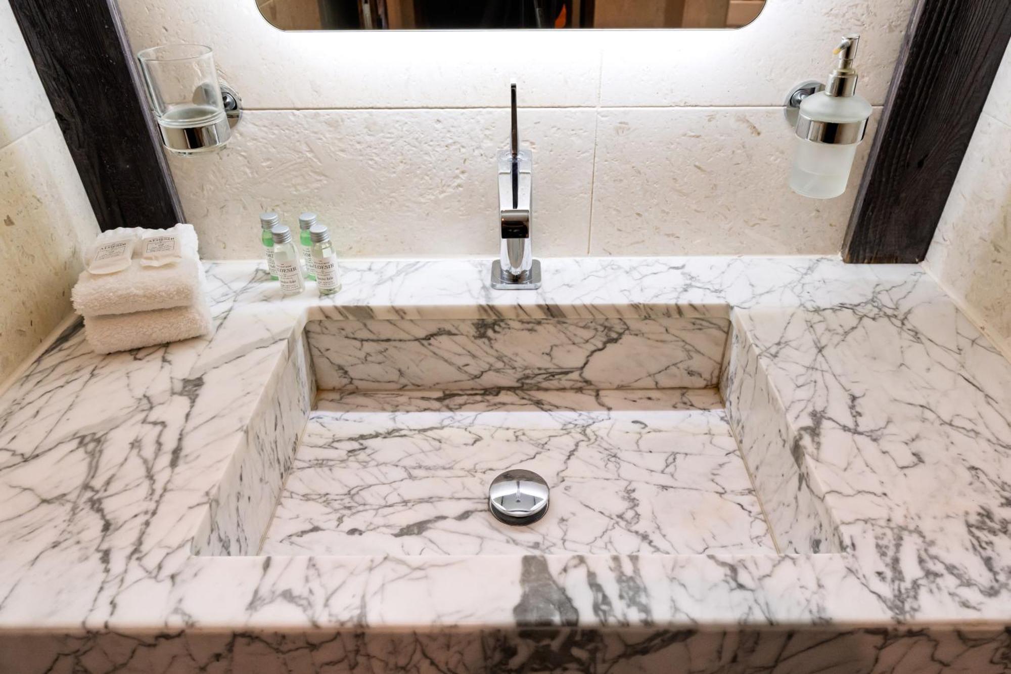 Luxury Suite 70M2 Balcon Courchevel1850 Parking Ngoại thất bức ảnh